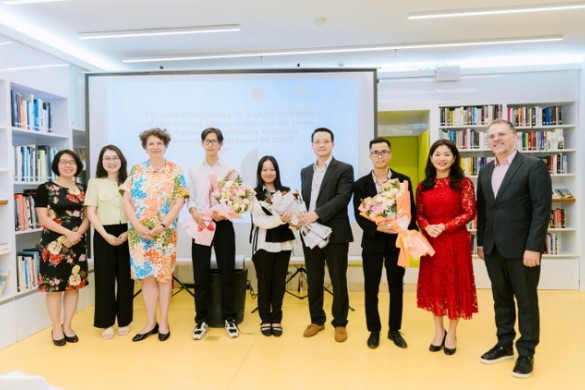 Trao giải cuộc thi thiết kế logo 50 năm quan hệ ngoại giao Việt Nam - Liên bang Đức