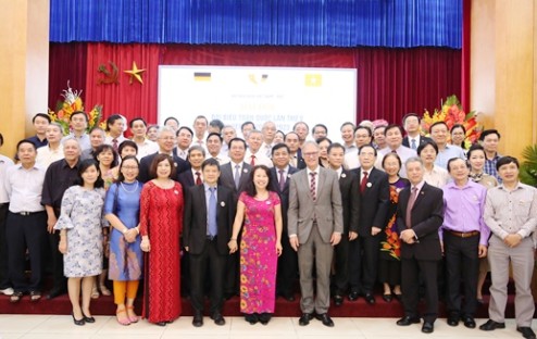 Bộ trưởng Nguyễn Chí Dũng được bầu làm Chủ tịch Hội hữu nghị Việt Nam - Đức